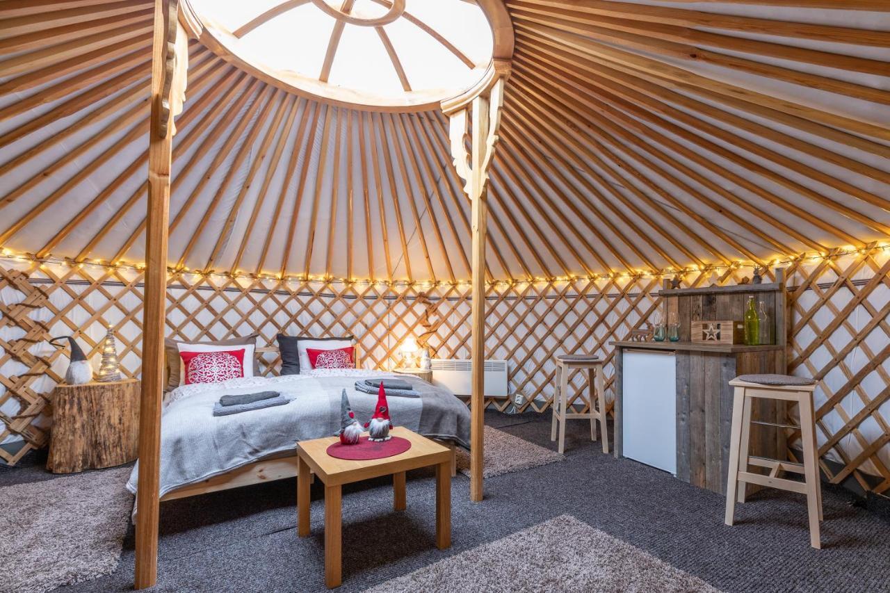 Yurt District Hotel Rovaniemi Eksteriør billede
